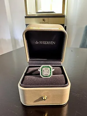 Exquisitely Beautiful White Gold Diamond & Green Tsavorite Ring • $2500