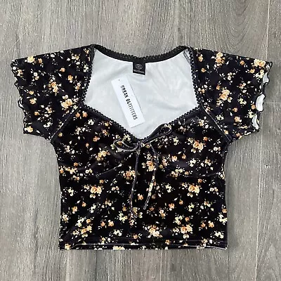 NEW Urban Outfitters Black Velvet Floral Crop Top Womens S Small Sweetheart Neck • £14.99