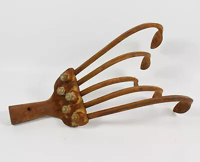 Vintage 5 Tine Claw Hand Cultivator Hoe Plow Rake Farm Garden Tool * • $21.99