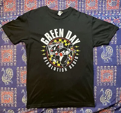 Green Day Revolution Radio Tour Dates 2017 T-Shirt Men’s Medium Black Shirt RARE • $27.95