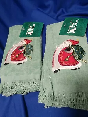 2 PCS Vintage Terry Velour Embroidered CHRISTMAS SANTA Fingertip Hand Towels GR • $7.99