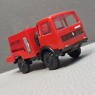 Renault Airport Fire Truck Miniature 1:76 Scale Plastic Emergency Model Vehicle  • $12.44