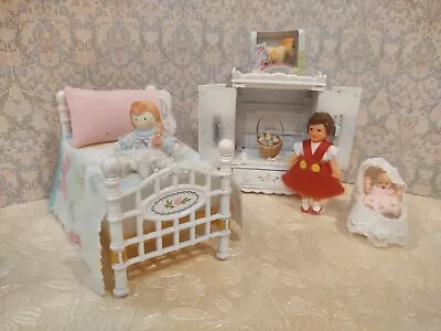 Vintage Metal Bedroom Set /German Biegepuppe Doll Miniature Dollhouse Furniture  • $11.95