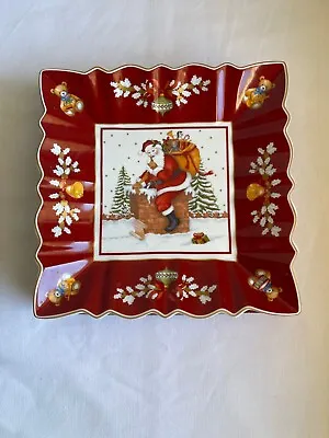 Villeroy Boch Toys Fantasy  Santa On Rooftop Square Plate New In Box. • $29.99