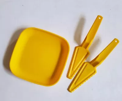 Vintage TUPPERWARE TOYS Yellow Mini Serve It Dish & Two Yellow Pie Servers • $9.99