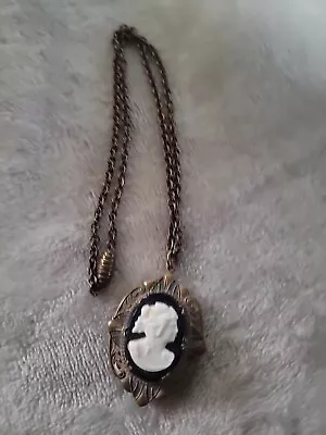 Vintage Cameo Locket 18  Necklace • $19.95