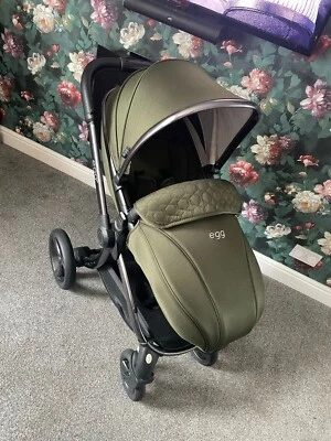 £500 • Buy Egg 2 Pram Travel System Special Edition - Olive Green