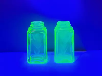 Vintage Uranium Glass Salt And Pepper Shaker Set Etched Flowers Glows Great Cond • $34.99