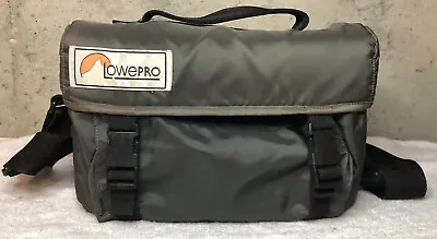 $29.99 • Buy Vtg Lowe Pro Grey Shoulder Strap Camera Bag 14x8x7 Made USA Very Good Condition
