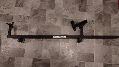 Yakima 9mm Rooftop Bike Rack (fork Mount / Round Crossbars Or Oval With Adapter) • $100