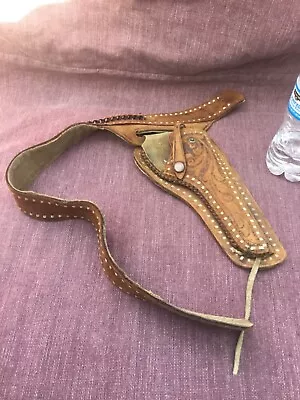 Vintage Leather Western Right 22 Pistol Gun Holster With Design - Used  • $20