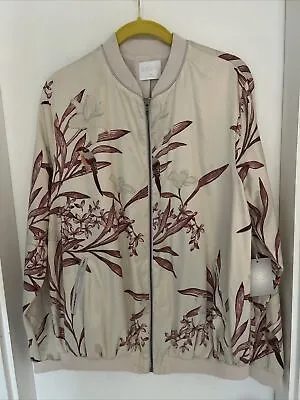 NWT A GLOW MATERNITY WOMEN'S Beige SATIN FLORAL PRINT BOMBER JACKET SIZE LARGE • $7