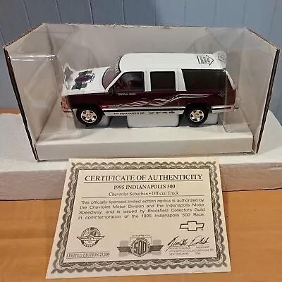 1/24 Brookfield Collectors Guild 1995 Indy 500 Suburban Diecast  Bank Replica • $30.39