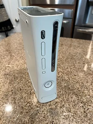Microsoft Xbox 360 System White Console • $19.99