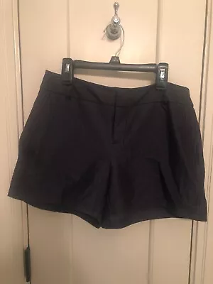 NWT New Navy Blue ELLE STRETCH Shorts Women’s Size 2 $40 • $7.99