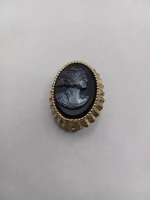 Vintage Sarah Coventry Canada Black Glass Cameo Gold Tone Brooch Pin  • $9.99