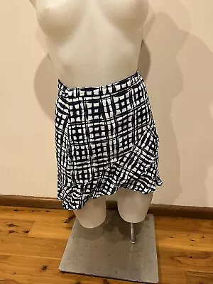 Ladies  Skirt Size 8 -Tigerlilly -wraparound • $29.99