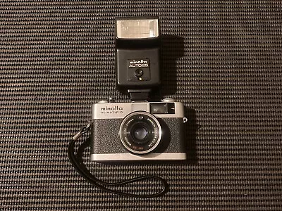 VINTAGE MINOLTA HI-MATIC G 35mm COMPACT CAMERA WITH MINOLTA AUTO 25 FLASH • $50