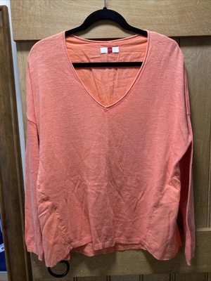 £3 • Buy Miss Captain Tortue Top