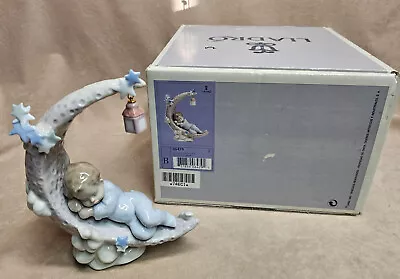 Lladro 06479 HEAVENLY SLUMBER BABY BOY SLEEPING ON MOON W LANTERN  NEW OPEN BOX • $79.99