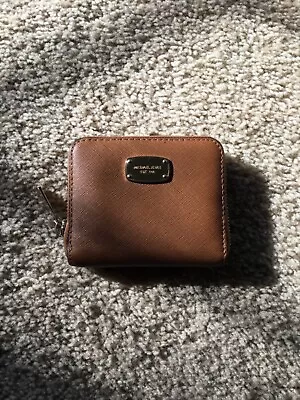 Women’s Michael Kors Wallet • $13.50