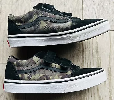 Vans Old Skool Black & Camouflage Trainers • £8