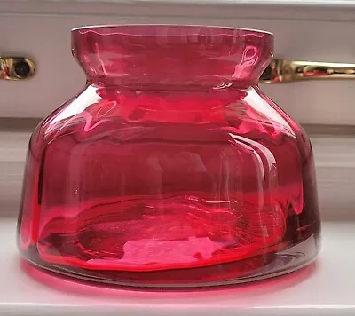 Dartington Crystal Cranberry Glass Bowl / Vase - 11.5 Cm • £12