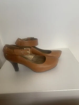 Django Juliette Ladies Leather Shoes Size 39 • $20