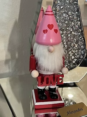 VALENTINE'S DAY NUTCRACKER 9   VALENTINE GNOME Love New • $25