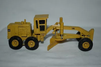 Ertl 1:64 Caterpillar 12G Motor Grader • $14.99