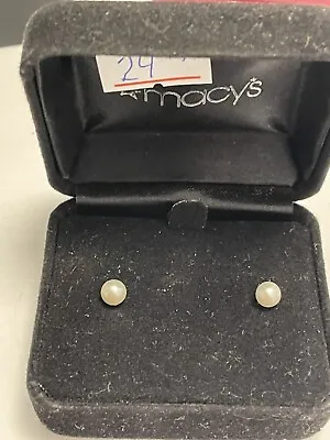 14k Yellow Gold & Mabe Blister 5mm Pearl Stud Earrings - Macys • $40