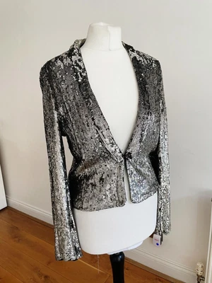 £7 • Buy Zara Silver Sequin Jacket VGC Size Small