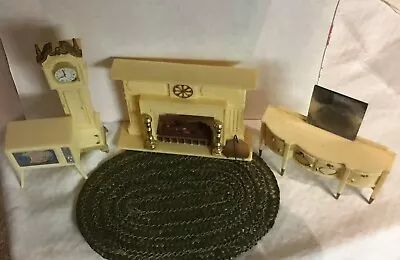 1964 Marx Dollhouse Ivory Plastic Furniture/4pcs.  Fc1 • $35