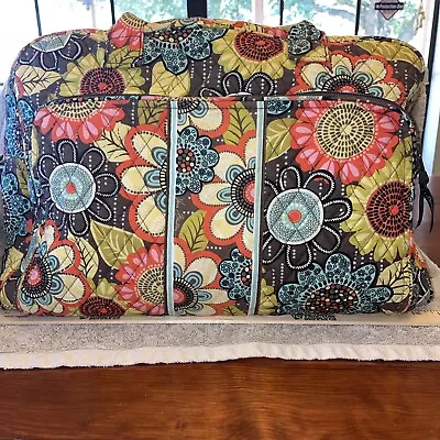 Vera Bradley Grand Weekender Travel Bag In Pattern Flower Shower • $39.95