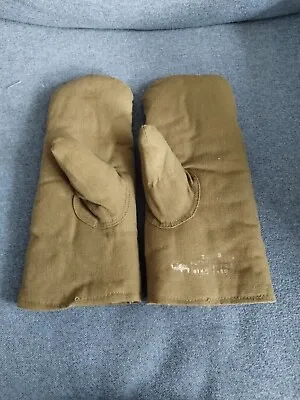 Vintage Military  Winter Mittens Gloves    • $17.99
