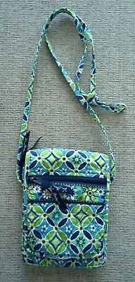 Vera Bradley Daisy Daisy Mini Hipster • $19.99