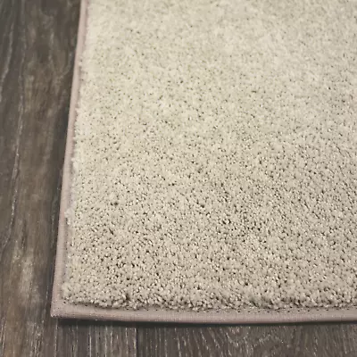 Silken Ivory 32 Oz 1/2  Thick Soft Indoor Carpet Area Rug • $236.50