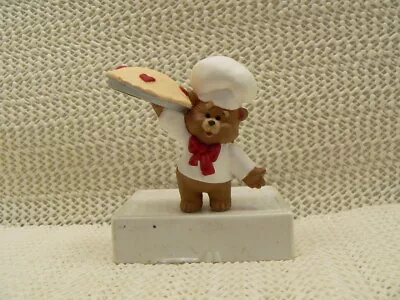 HALLMARK VALENTINE MERRY MINIATURE 1989 BEAR BAKER Mint • $6