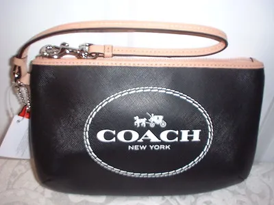 NWT Coach Horse And Carriage Leather Medium Wristlet Wallet Black 51788 • $106.62