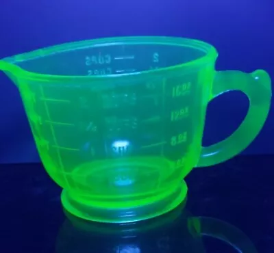 Vtg Antique Depression Uranium Vaseline Glass 2 Cup Measuring Cup With Handle  • $36