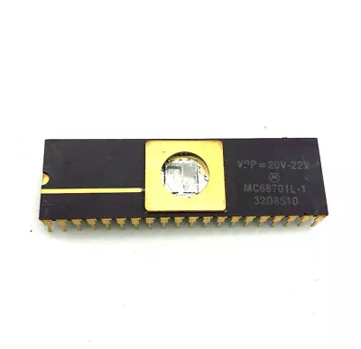 Motorola MC68701L-1 Eprom - 40 Pins - Gold Pins - Full Gold - NEW  • $54