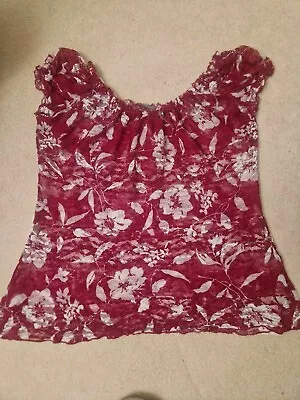 Ladies Dark Pink And White Floral Lace Top Marks & Spencer Per Una - Size 22 • £8.97