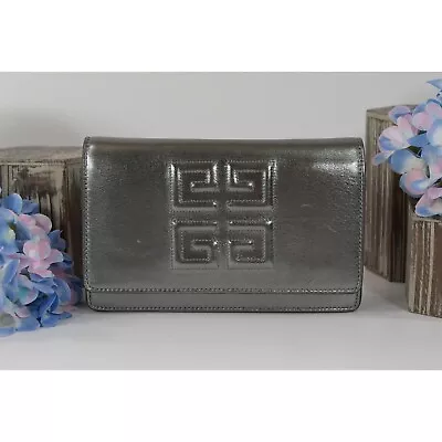$297.49 • Buy Givenchy Gunmetal Metallic Pandora Lambskin Leather Clutch Crossbody Bag