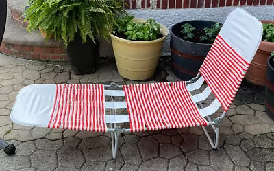 Vintage Room Essentials ￼Folding Vinyl Jelly Beach Lounger Lawn/Beach Chair • $65