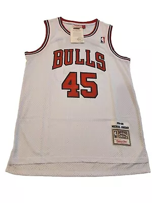 Mitchell & Ness 🔥 Michael Jordan 🔥 #45 Bulls 1994-95 Comeback Jersey Men's L • $79.90