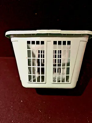 Vintage 1980s Rubbermaid Square Laundry Basket 2972 Blue Unbroken • $21.99