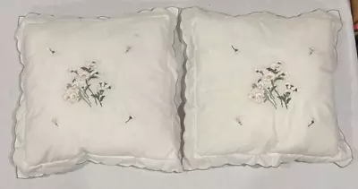 Martha Stewart Throw Pillows White Embroidered Daisy 2001 Lot 2 VTG • $21.95