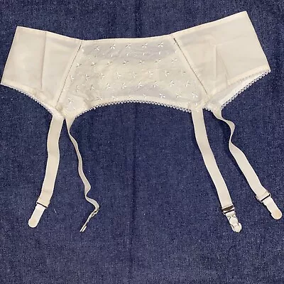 Vintage NOS Garter Belt Suspender Metal Clip White Ivory Embroidered Sz 32 • $16