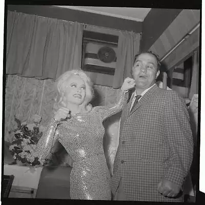 Mamie Van Doren Touching Cheek Of Rocky Marciano 1961 Old Boxing Photo • $9