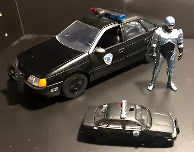 2023 Jada Diecast Metal 1:24 Robocop Movie 6 OCP FORD TAURUS W/ Greenlight 1:64 • $30